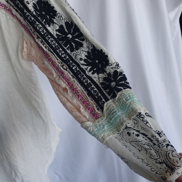 Free People Tripoli embroidered large, oversized top size Small - Picture 4 of 8